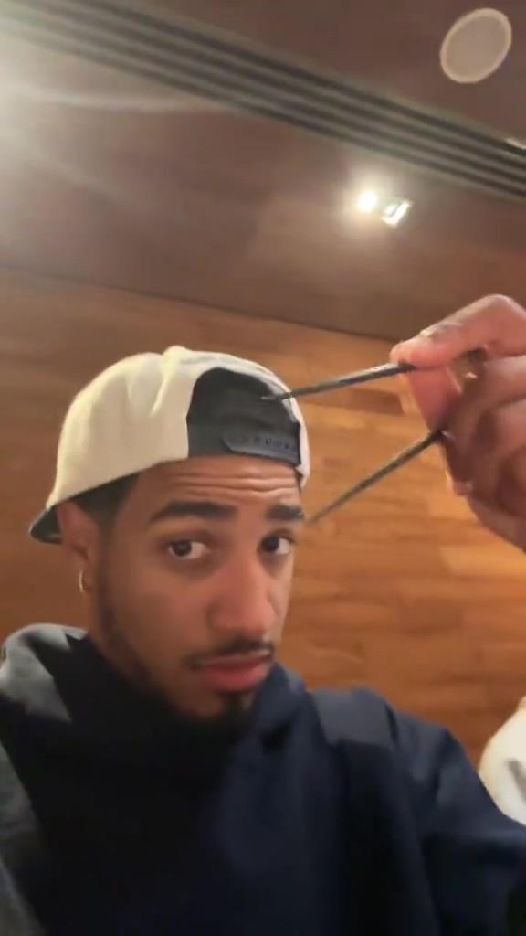 歸化歸化哈利伯頓這筷子拿的還挺標(biāo)準(zhǔn)?。?！